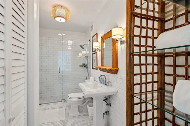 $4,995,000 | 525 Coral Way, Fort Lauderdale, FL 33301