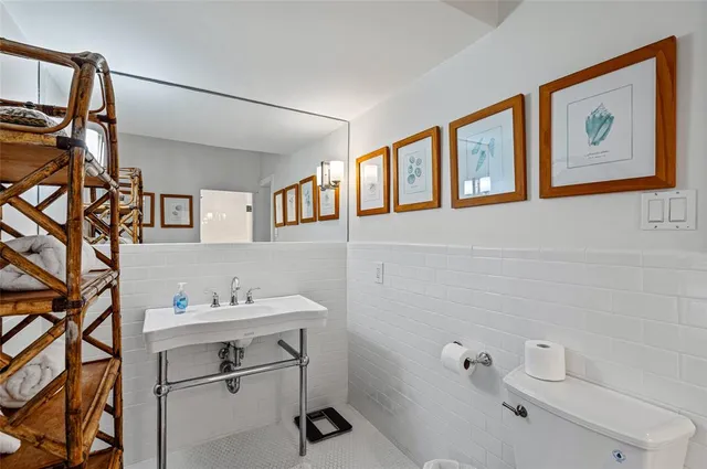 $4,995,000 | 525 Coral Way, Fort Lauderdale, FL 33301