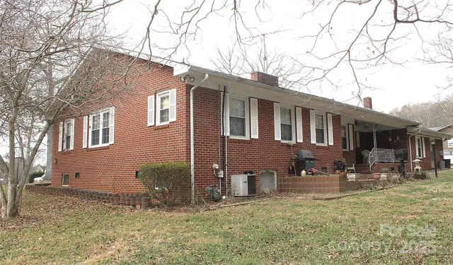 $350,000 | 105 Woodlawn Drive, Morganton, NC 28655