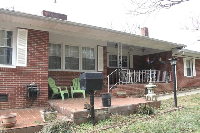 $350,000 | 105 Woodlawn Drive, Morganton, NC 28655