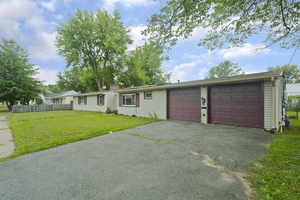 23 Brandon Avenue Springfield, MA 01119 - Photo 2 of 27
