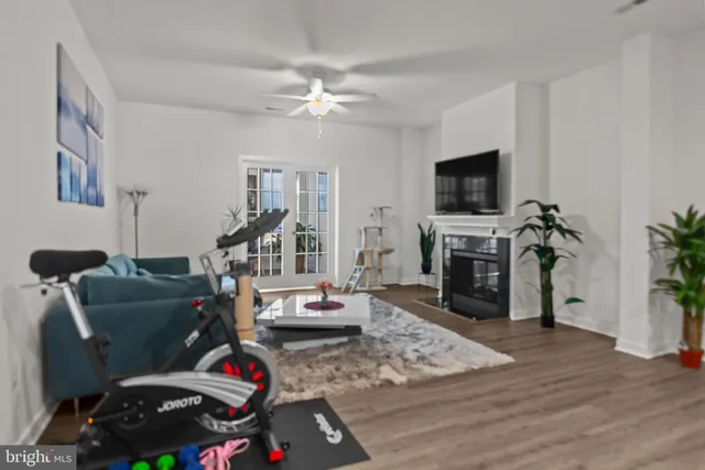 $375,000 | 102 Camden Circle, La Plata, MD 20646