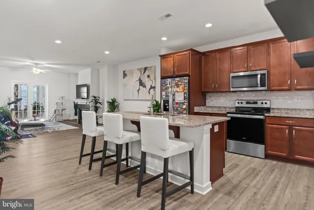 $375,000 | 102 Camden Circle, La Plata, MD 20646