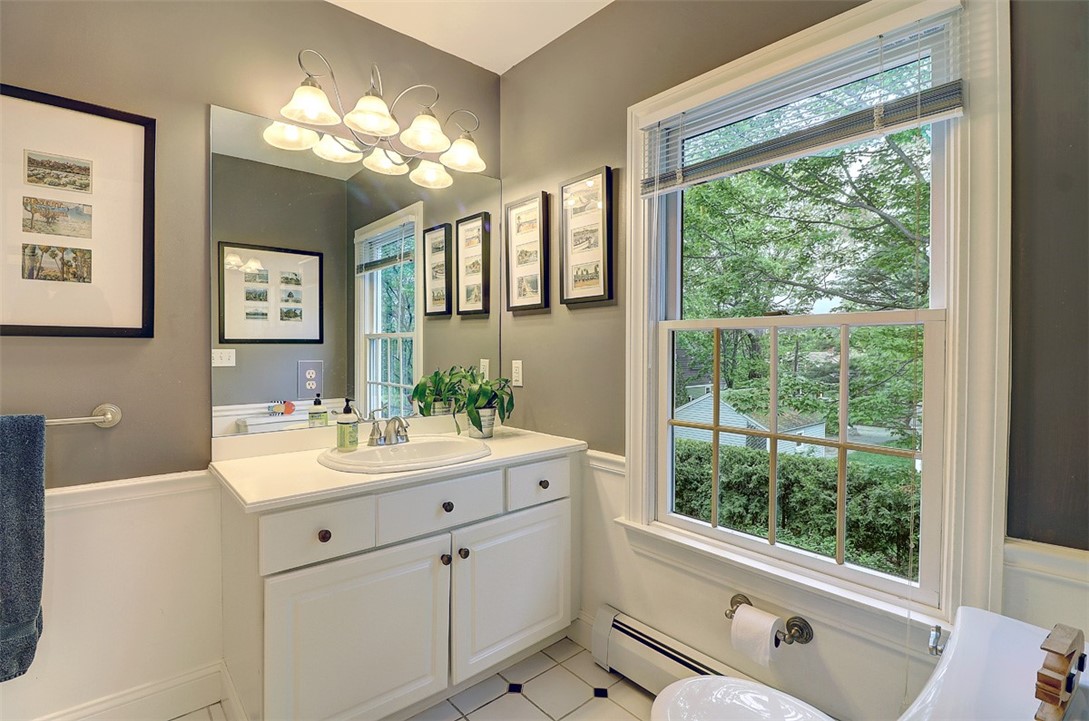 71 Alfred Drowne Road Barrington, RI 02806 - Photo 24 of 35 Gallery Image 24