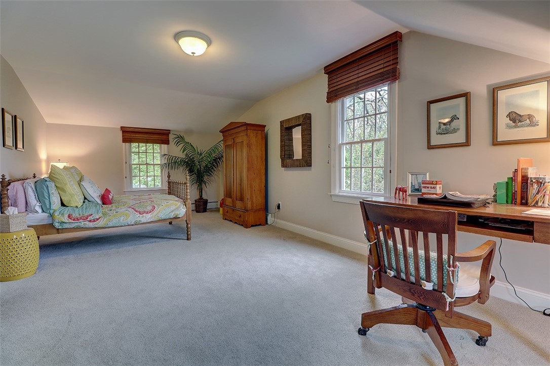 71 Alfred Drowne Road Barrington, RI 02806 - Photo 27 of 35 Gallery Image 27