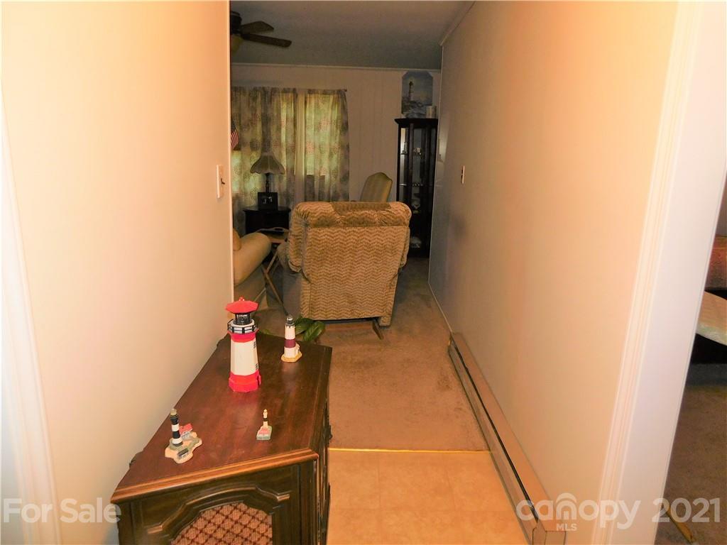 5809 Thompson Road Charlotte, NC 28216 - Photo 34 of 45 Gallery Image 34