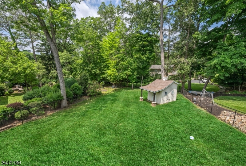 31 Osceola Road Wayne, NJ 07470 - Photo 37 of 44
