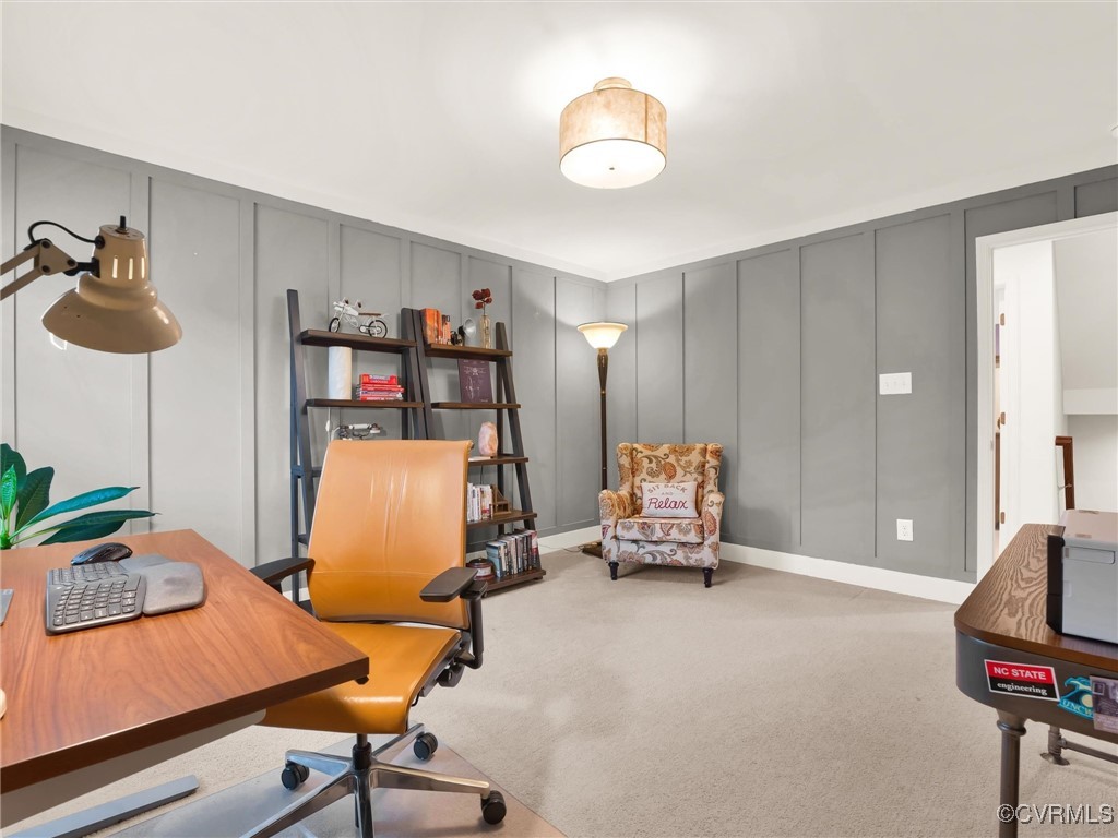 10168 Kellys Bluff Run Ashland, VA 23005 - Photo 27 of 50 a room with chair and gym equipment