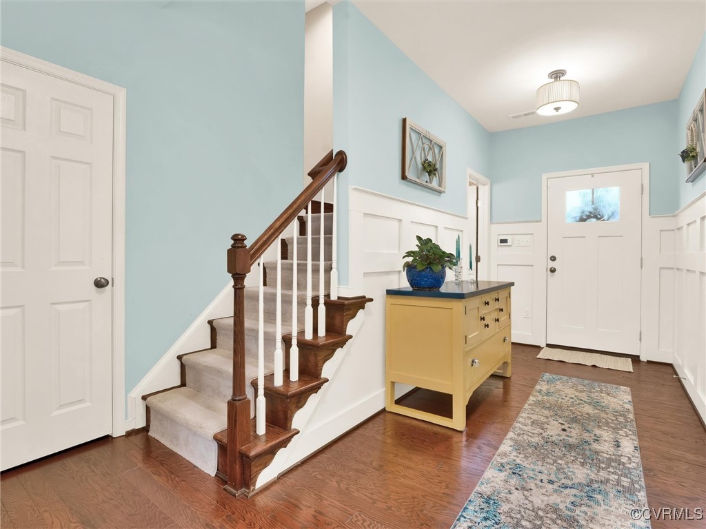 10168 Kellys Bluff Run Ashland, VA 23005 - Photo 7 of 50 a view of a hallway with seating area