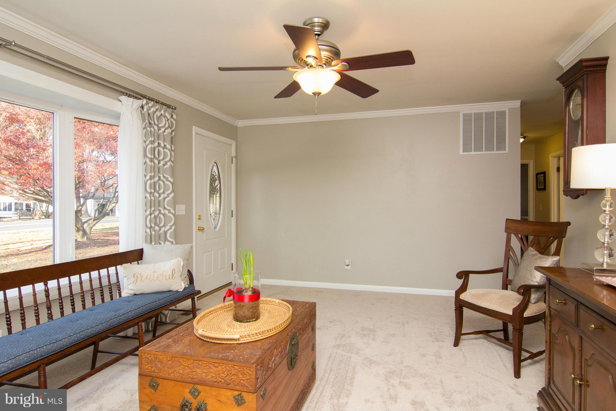 7231 Gaither Road Sykesville, MD 21784 - Photo 2 of 30 Living Room