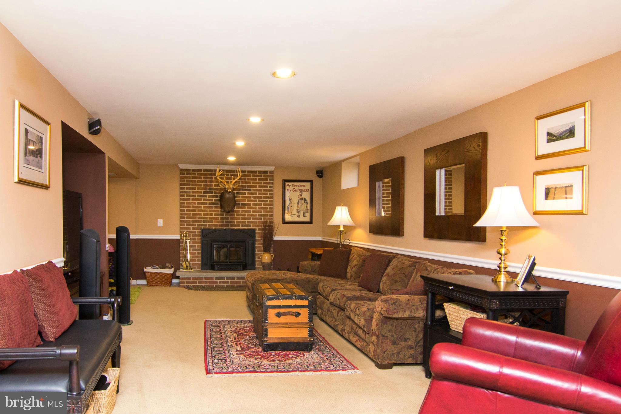 7231 Gaither Road Sykesville, MD 21784 - Photo 23 of 30 Family Room