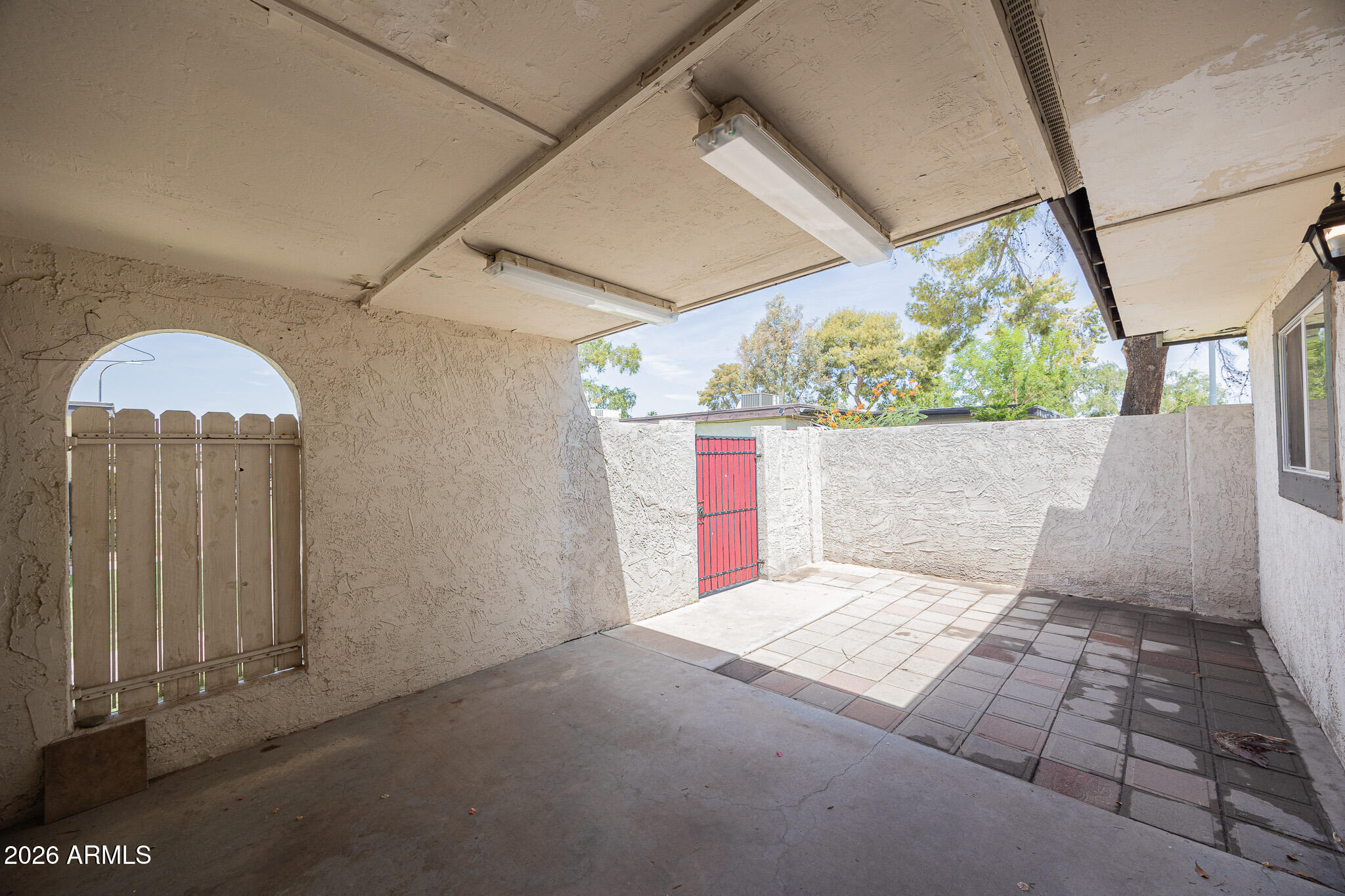 720 South Dobson Road, Unit 10 Mesa, AZ 85202 - Photo 5 of 22 B33A5574
