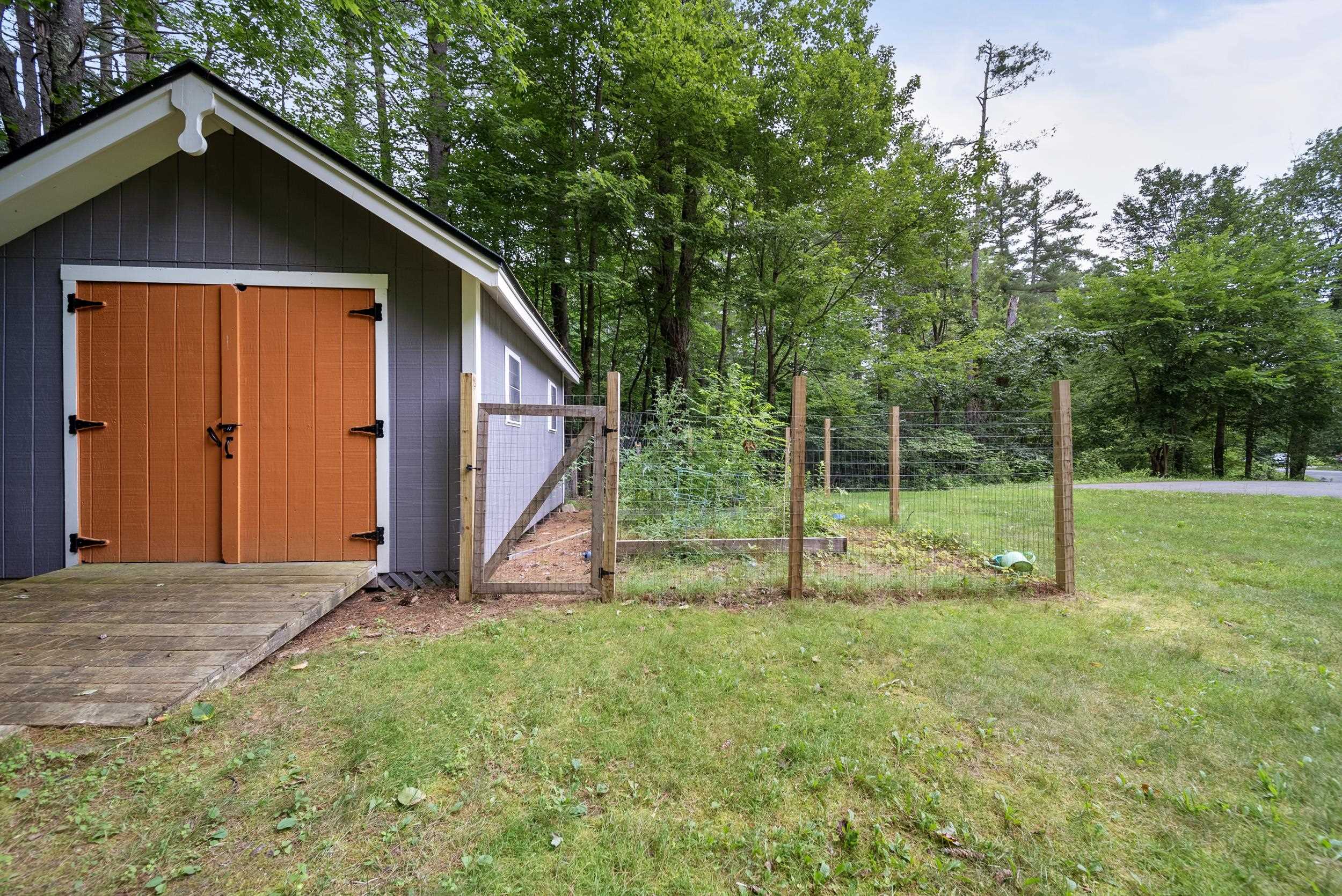 2 Rice Lane Bedford, NH 03110 - Photo 27 of 40