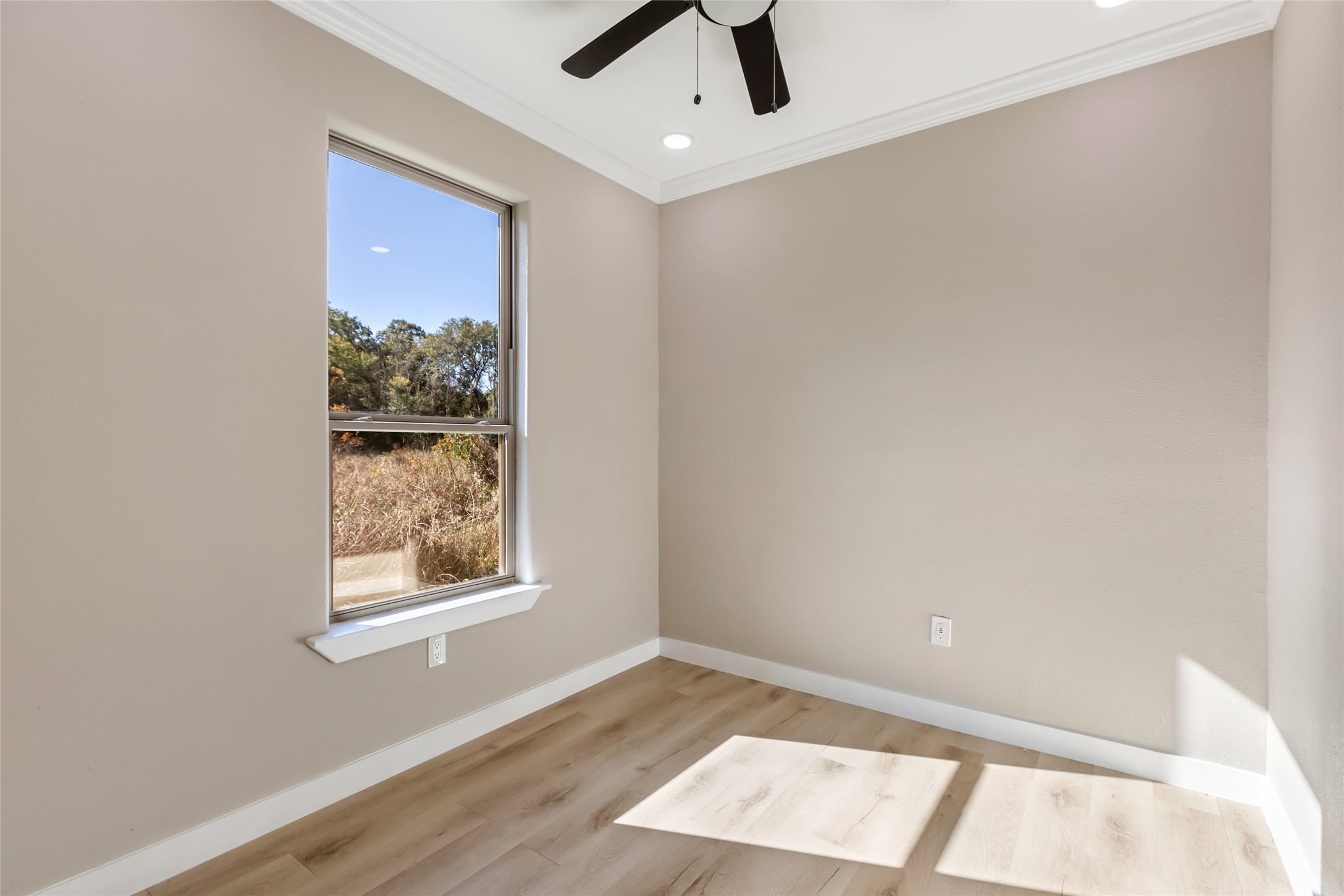 26707 Apache Trail Magnolia, TX 77354 - Photo 24 of 37 a view of an empty room and window