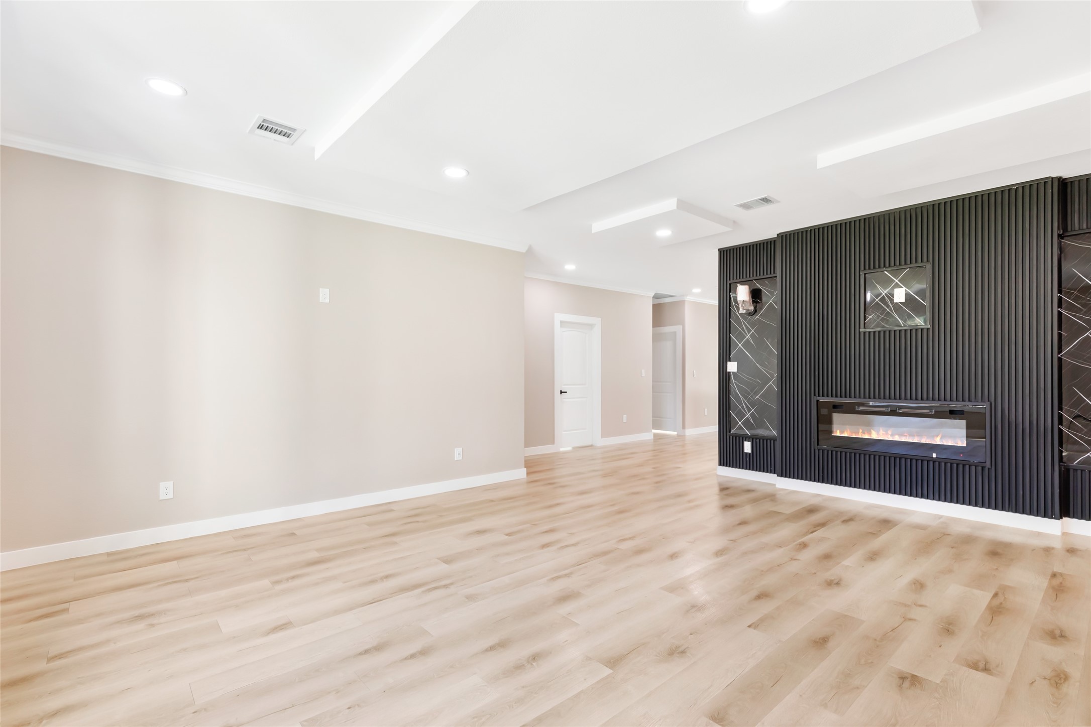 26707 Apache Trail Magnolia, TX 77354 - Photo 10 of 37 a view of an empty room