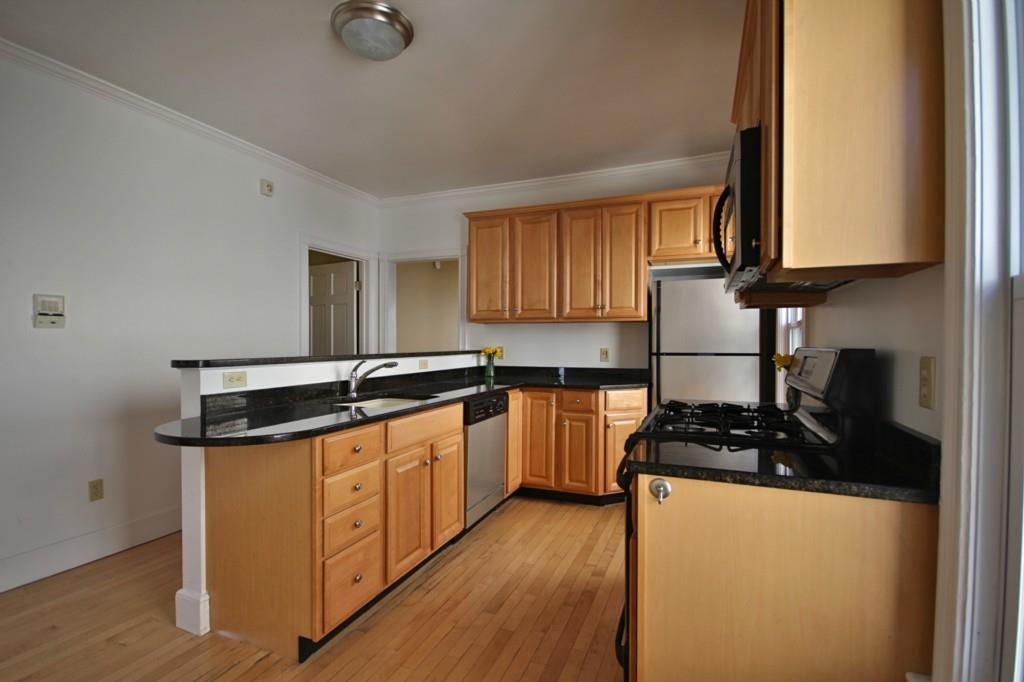258 Danforth Street, Unit 3 Portland, ME 04102 - Photo 15 of 34 Photo