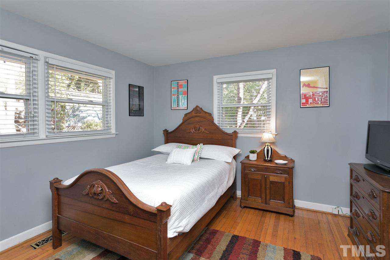 3621 Corbin Street Raleigh, NC 27612 - Photo 13 of 23 Gallery Image 13