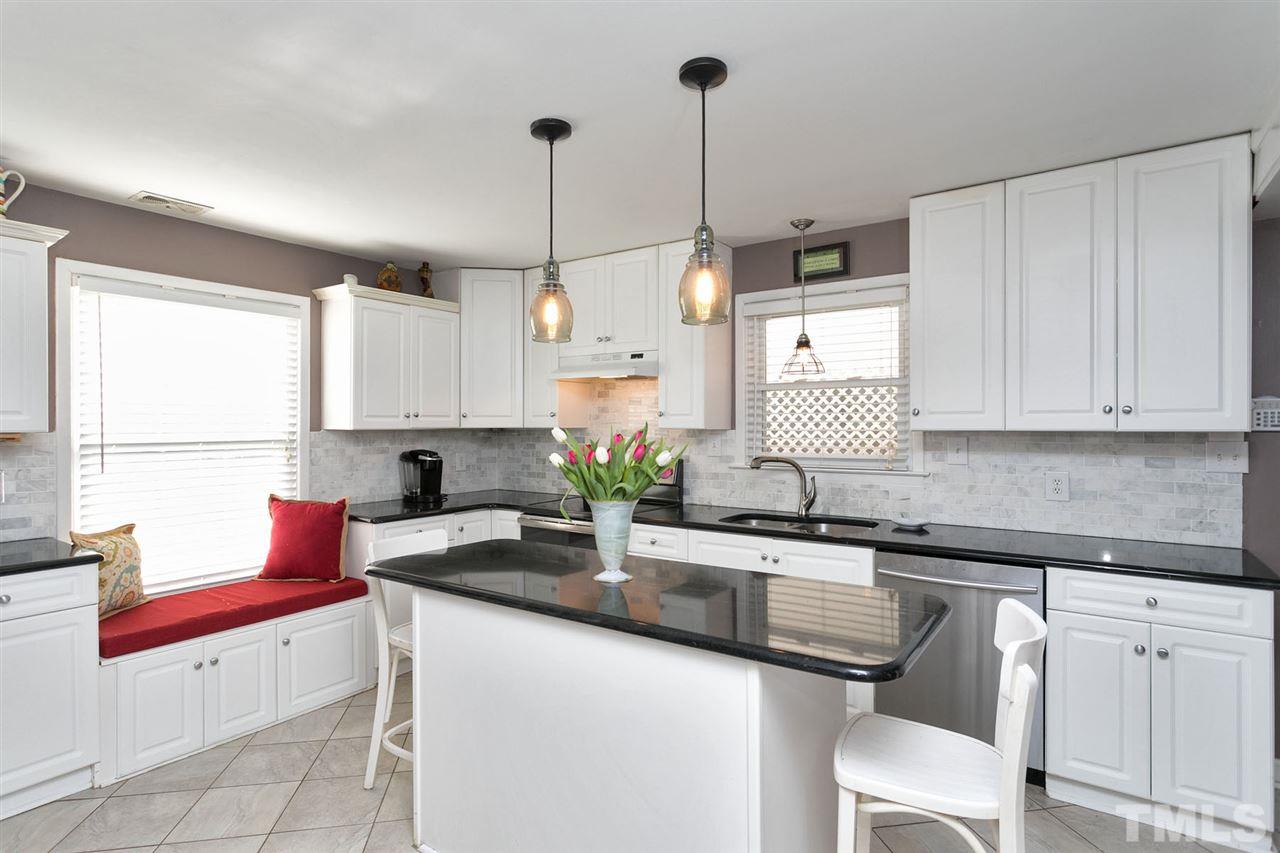 3621 Corbin Street Raleigh, NC 27612 - Photo 3 of 23 Gallery Image 3