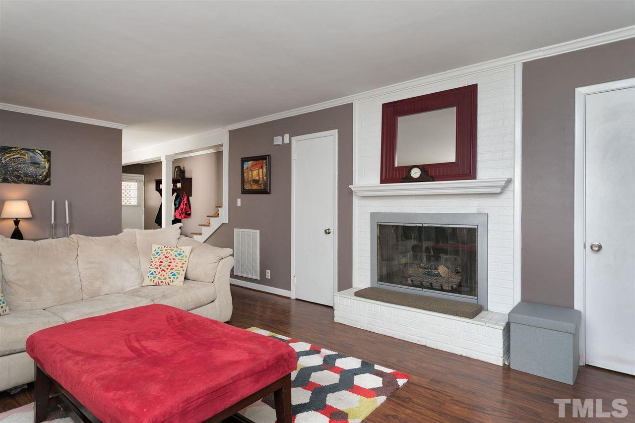 3621 Corbin Street Raleigh, NC 27612 - Photo 6 of 23 Gallery Image 6