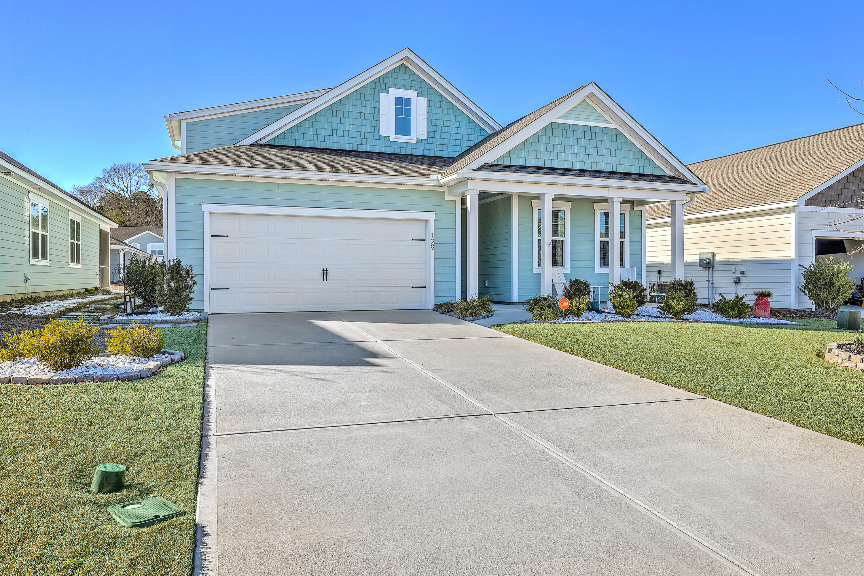 129 William Clark Boulevard Santee, SC 29142 - Photo 3 of 43 ZYN_4982_3_4_5_6_7_8