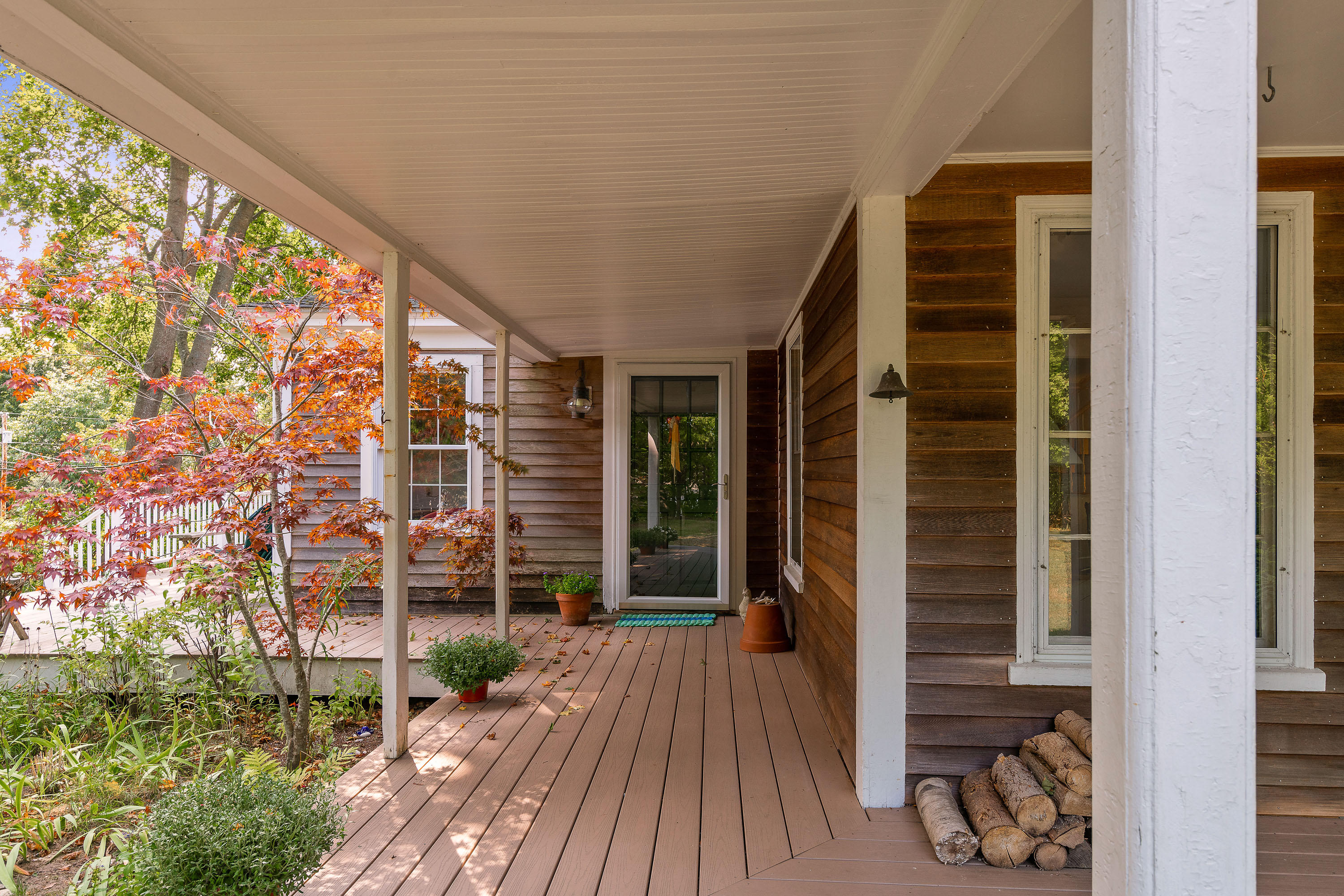 16 Chase Hill Road Kennebunk, ME 04043 - Photo 10 of 50 Entrance