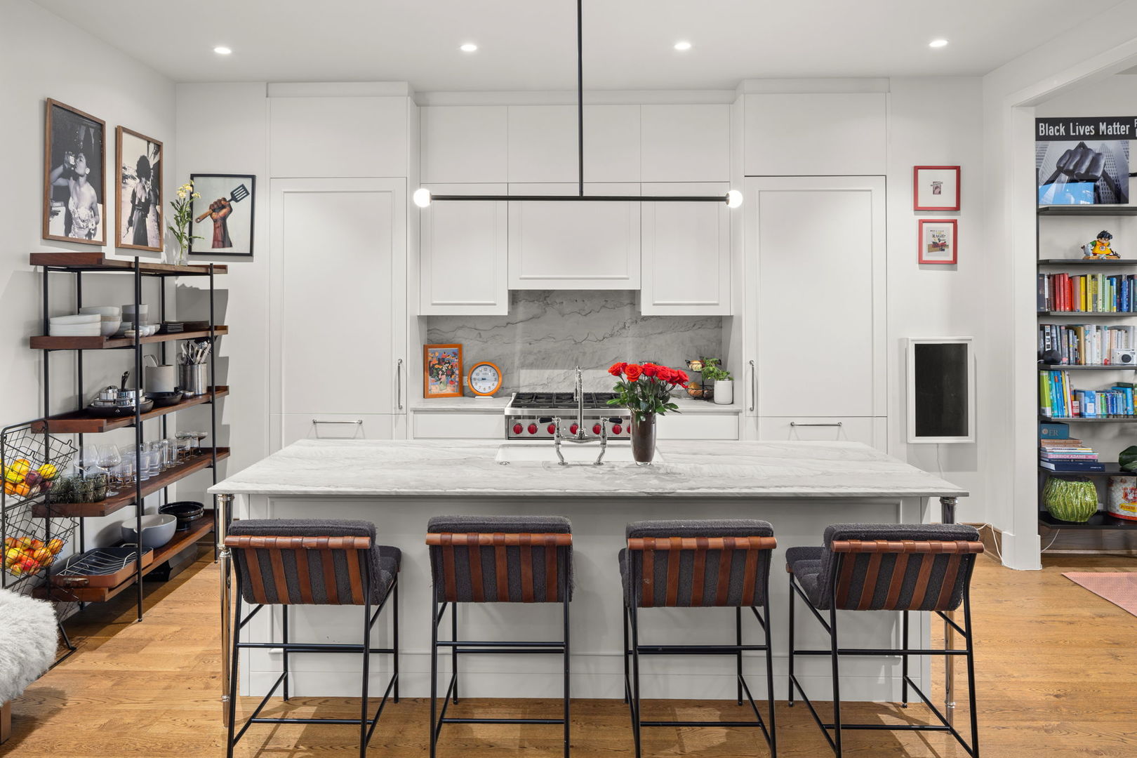 21 North May Street, Unit 405 Chicago, IL 60607 - Photo 4 of 24