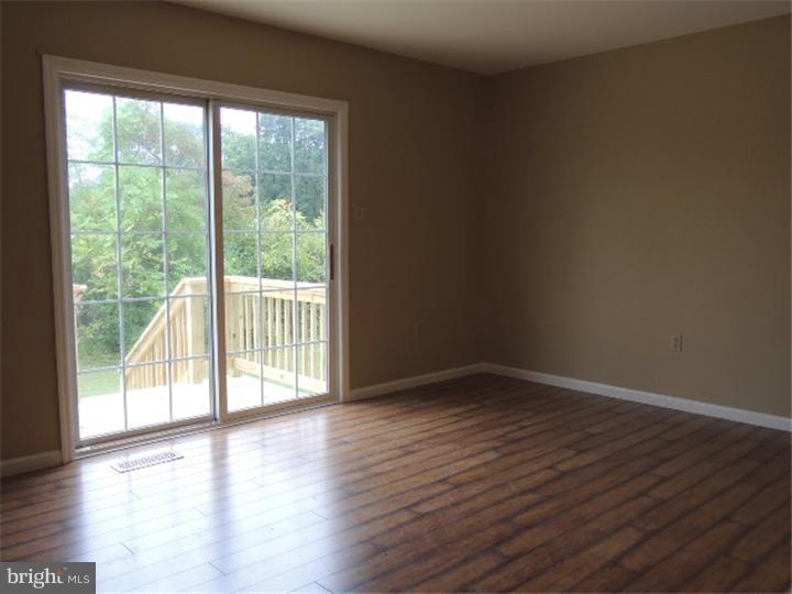 12-4 Cranberry Ridge Reading, PA 19606 - Photo 8 of 16 Living Room