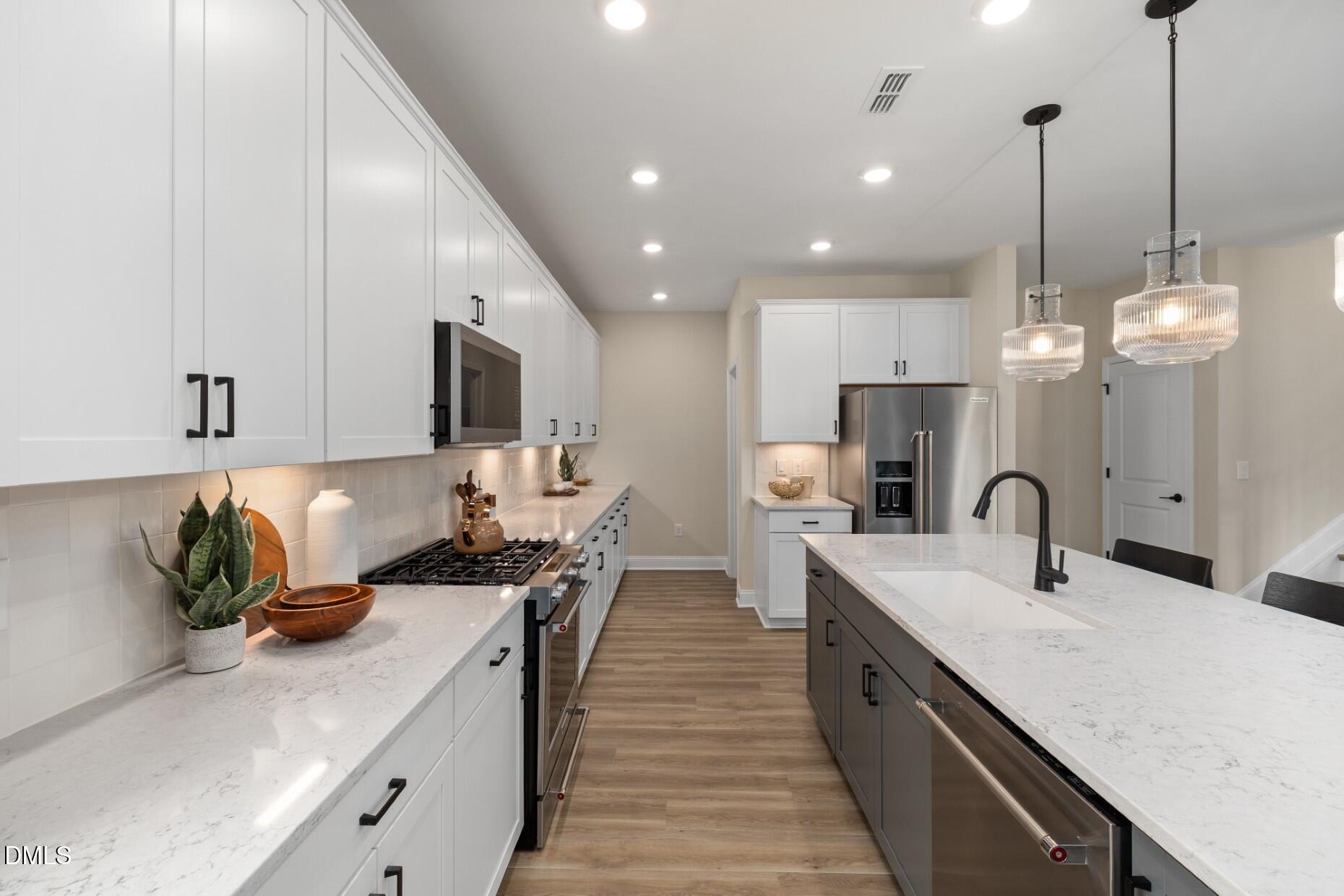 2928 Denson Road Fuquay-Varina, NC 27526 - Photo 6 of 29 SAUN- Rockingham model home (16)