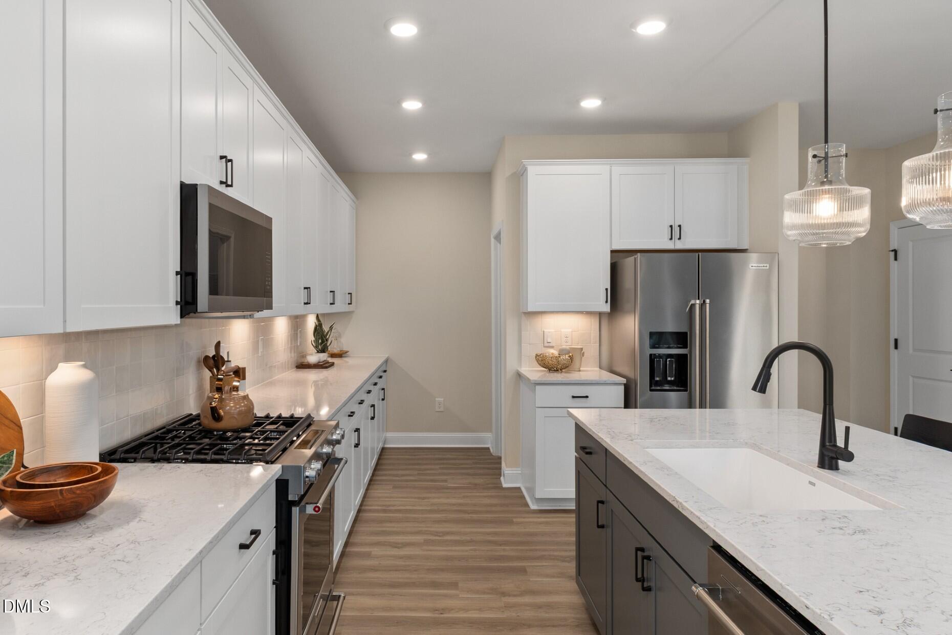 2928 Denson Road Fuquay-Varina, NC 27526 - Photo 7 of 29 SAUN- Rockingham model home (17)