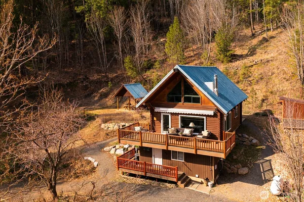 $739,000 | 10666 Chumstick Highway, Leavenworth, WA 98826