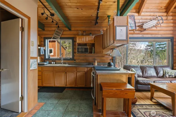 $739,000 | 10666 Chumstick Highway, Leavenworth, WA 98826