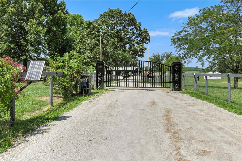 1661 Northwest 650th Road Bates City, MO 64011 - Photo 9 of 54