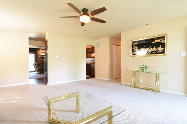 19 Hampton Road Montgomery, IL 60538 - Photo 11 of 22