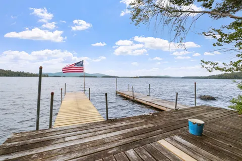 $2,499,000 | 28 Potato Island, Holderness, NH 03245