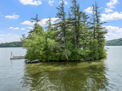 $2,499,000 | 28 Potato Island, Holderness, NH 03245