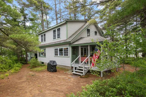 $2,499,000 | 28 Potato Island, Holderness, NH 03245