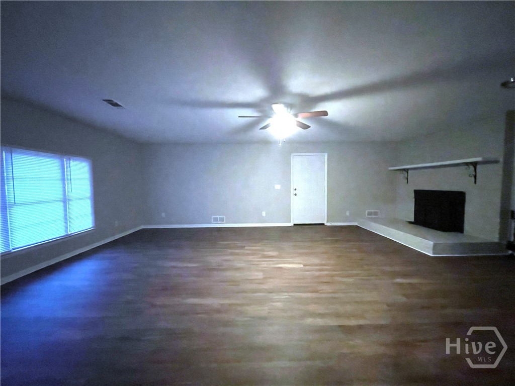 1569 Groover Road Hinesville, GA 31313 - Photo 5 of 34