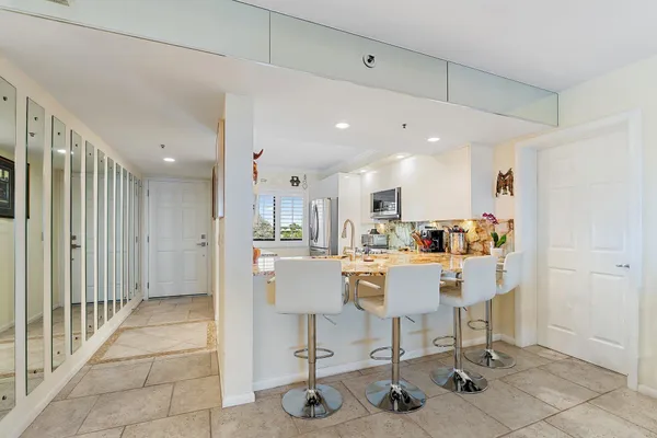 $830,000 | 401 Ocean Bluffs Boulevard, Unit 402, Jupiter, FL 33477