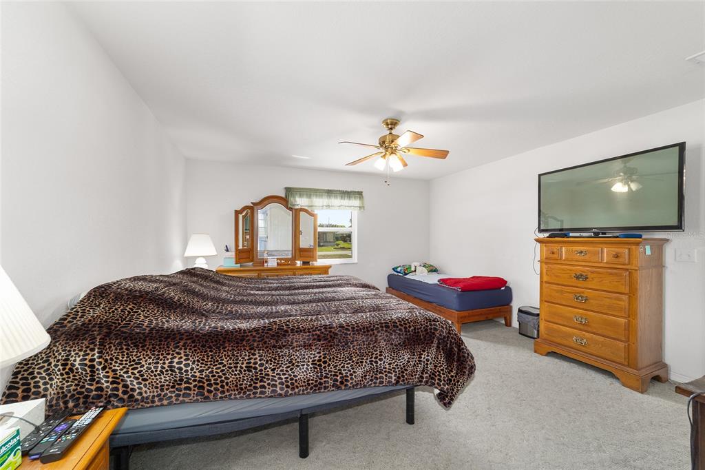 9862 Southwest 59th Circle Ocala, FL 34476 - Photo 31 of 57