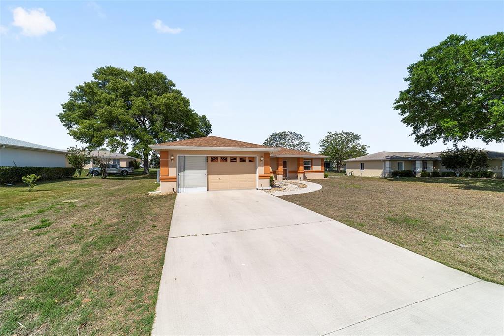 9862 Southwest 59th Circle Ocala, FL 34476 - Photo 7 of 57