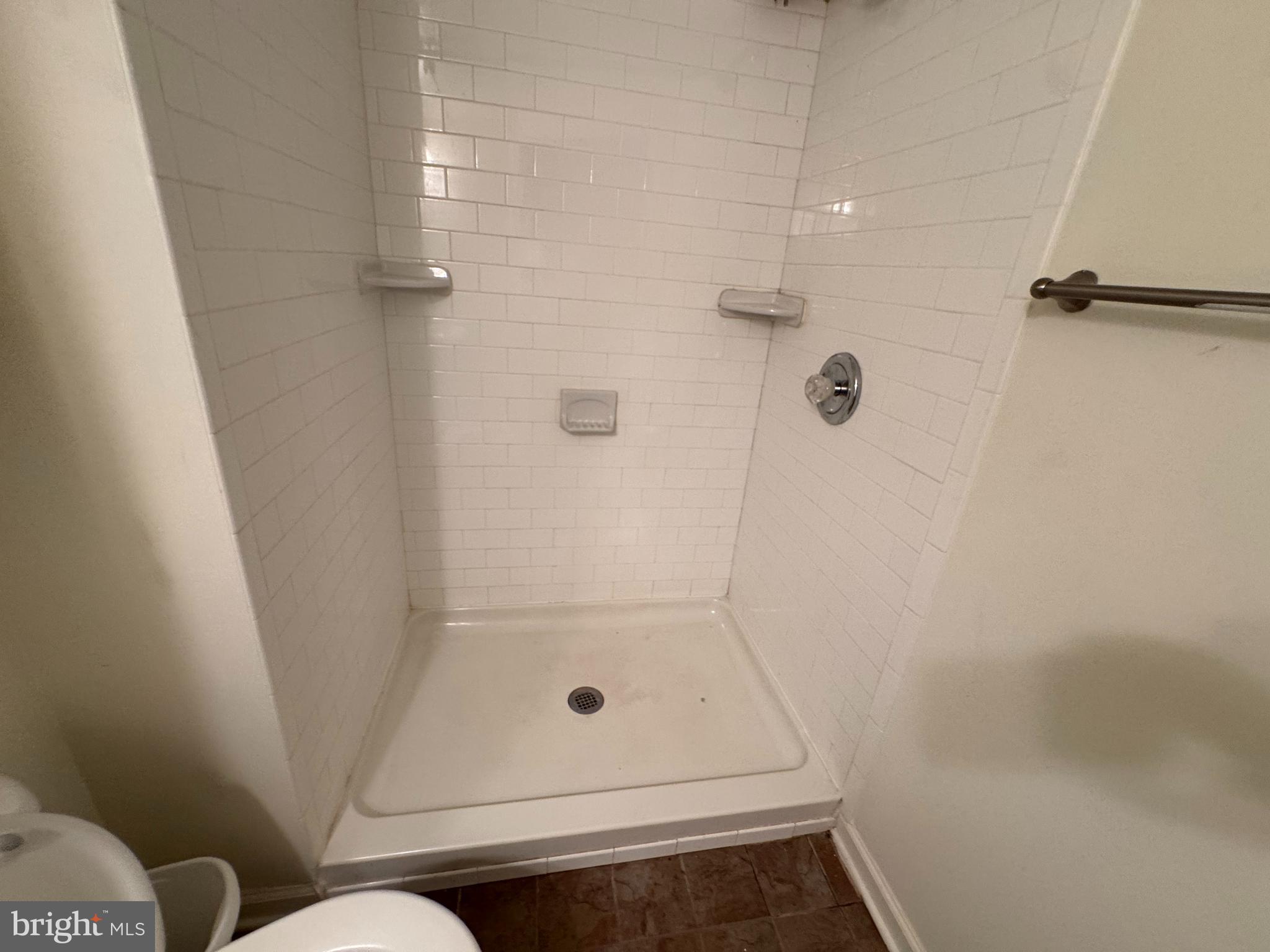 118 West Randall Street Baltimore, MD 21230 - Photo 19 of 22 a bathroom with a shower