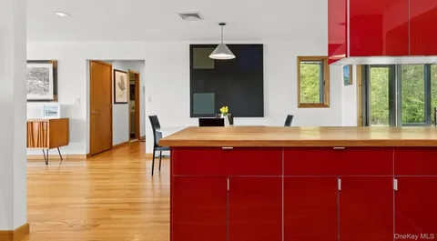 $3,000,000 | 36 Blue Grass Lane, Beacon, NY 12508