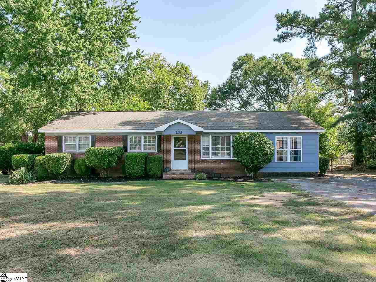 233 Floyd Road Spartanburg, SC 29303 - Photo 1 of 25