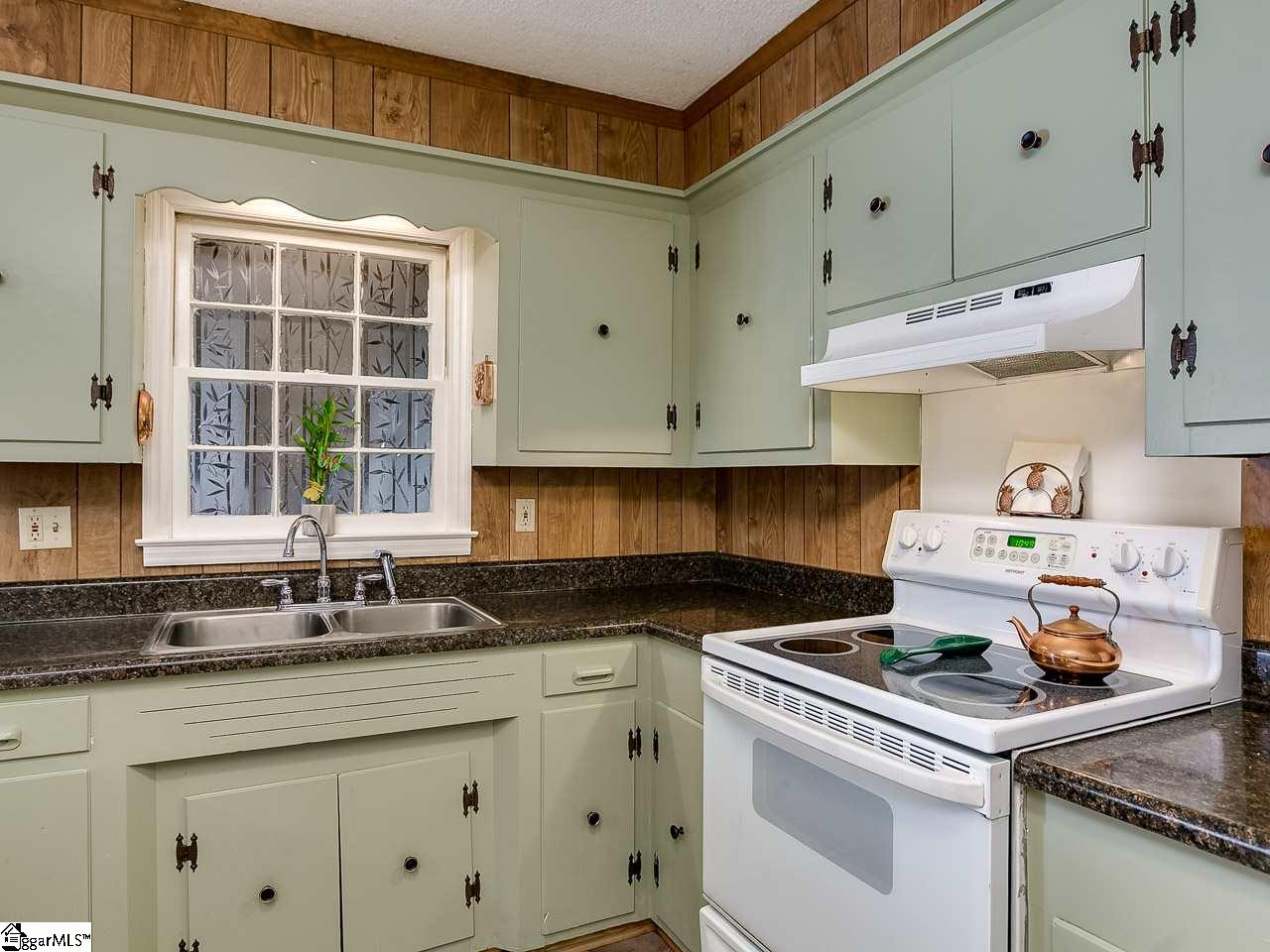 233 Floyd Road Spartanburg, SC 29303 - Photo 11 of 25
