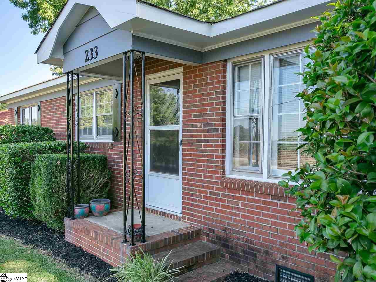 233 Floyd Road Spartanburg, SC 29303 - Photo 4 of 25
