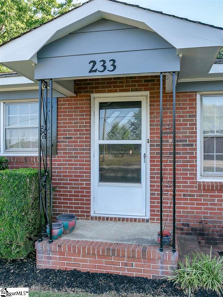 233 Floyd Road Spartanburg, SC 29303 - Photo 5 of 25
