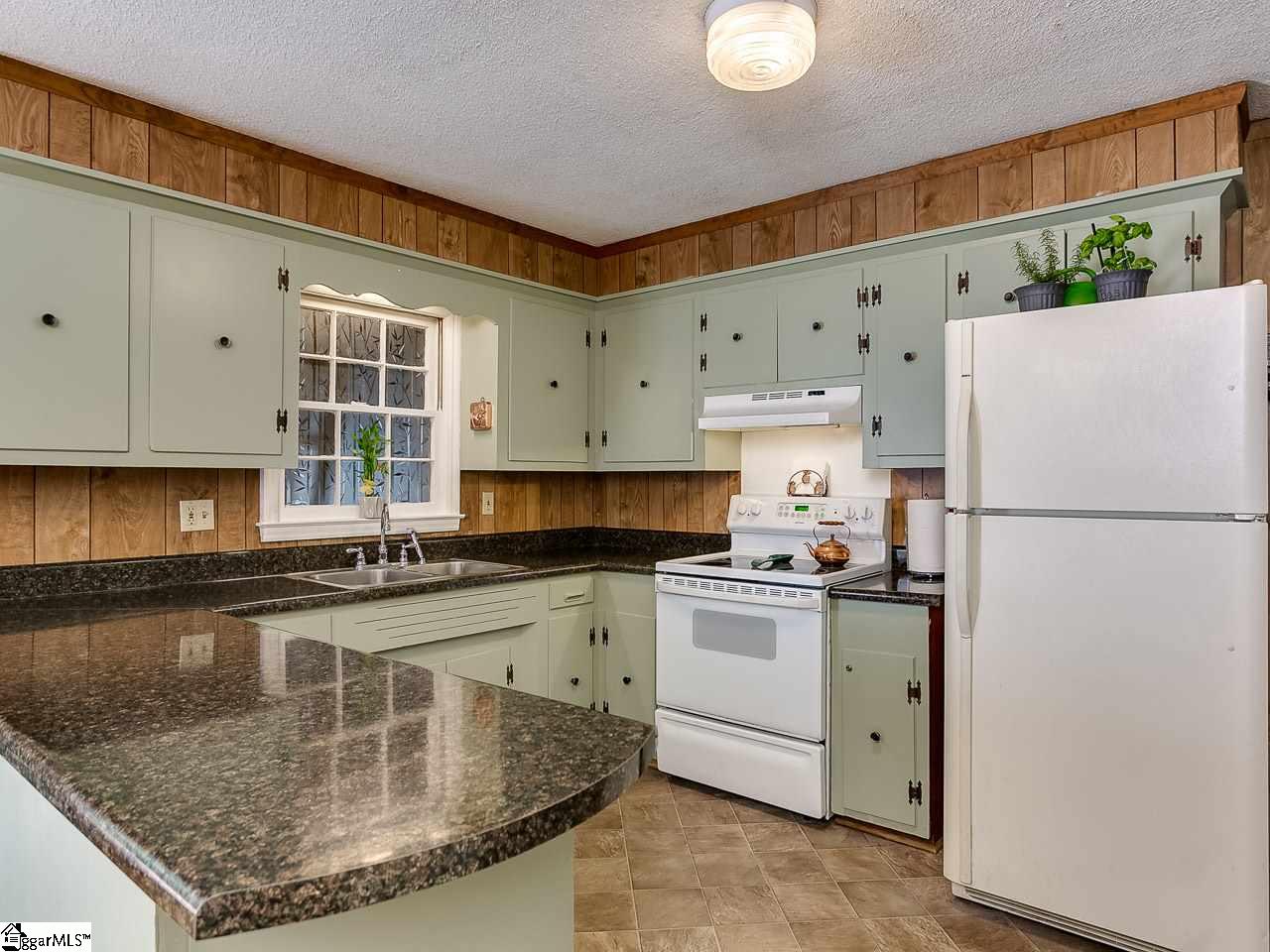 233 Floyd Road Spartanburg, SC 29303 - Photo 10 of 25