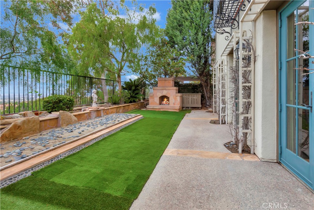 21 Arches Irvine, CA 92603 - Photo 4 of 29