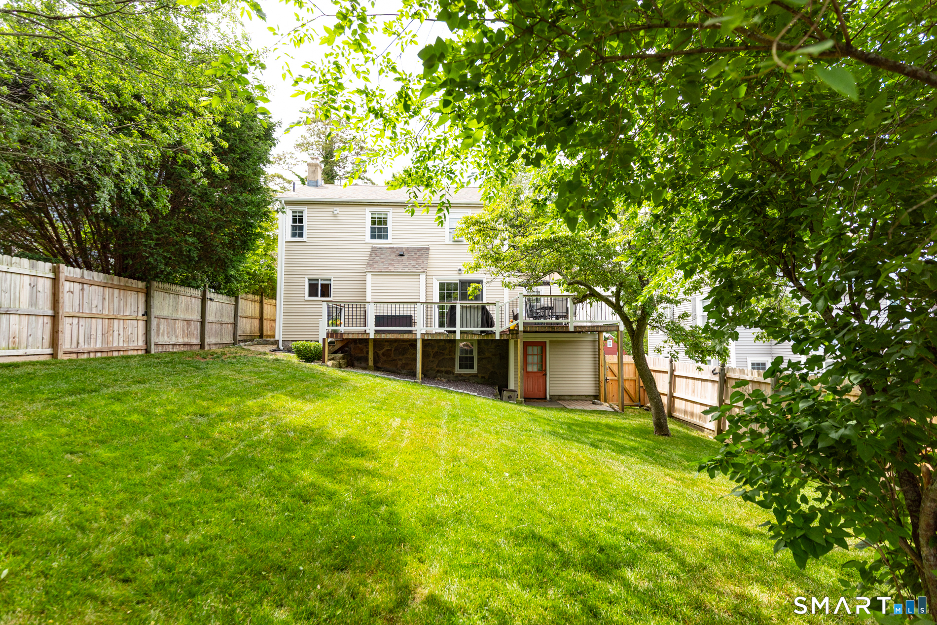 29 Niles Hill Road New London, CT 06320 - Photo 9 of 36
