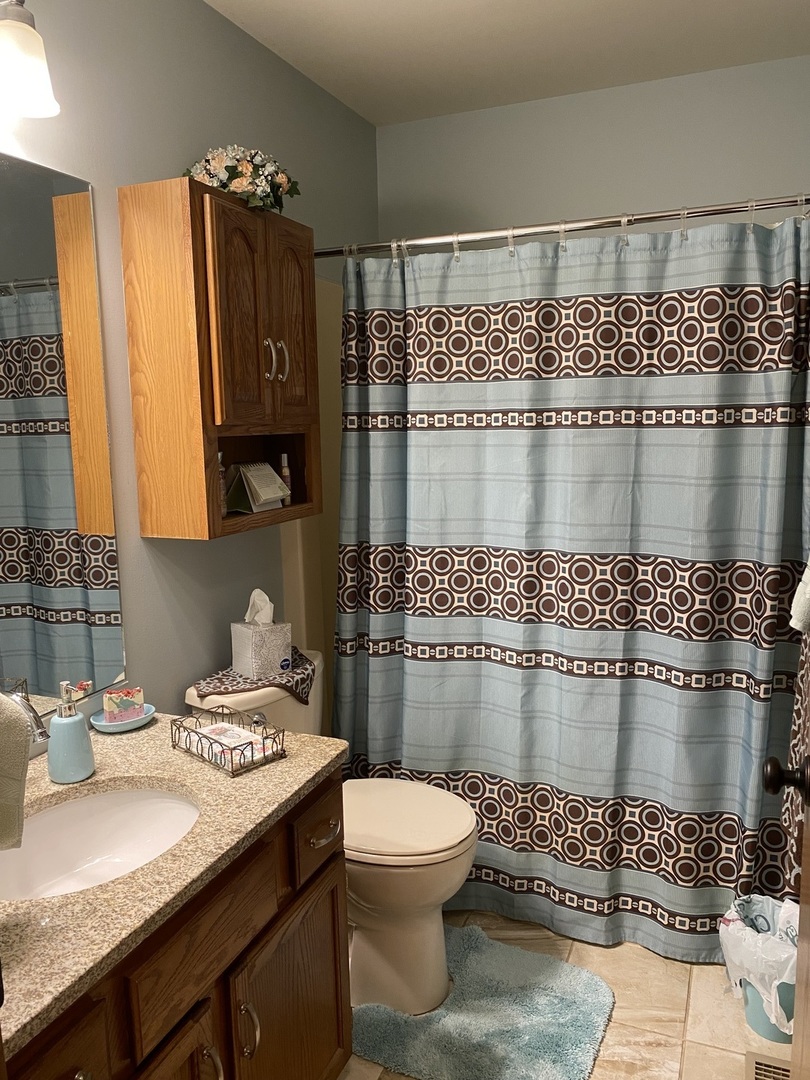 809 Roger Road Woodstock, IL 60098 - Photo 13 of 33